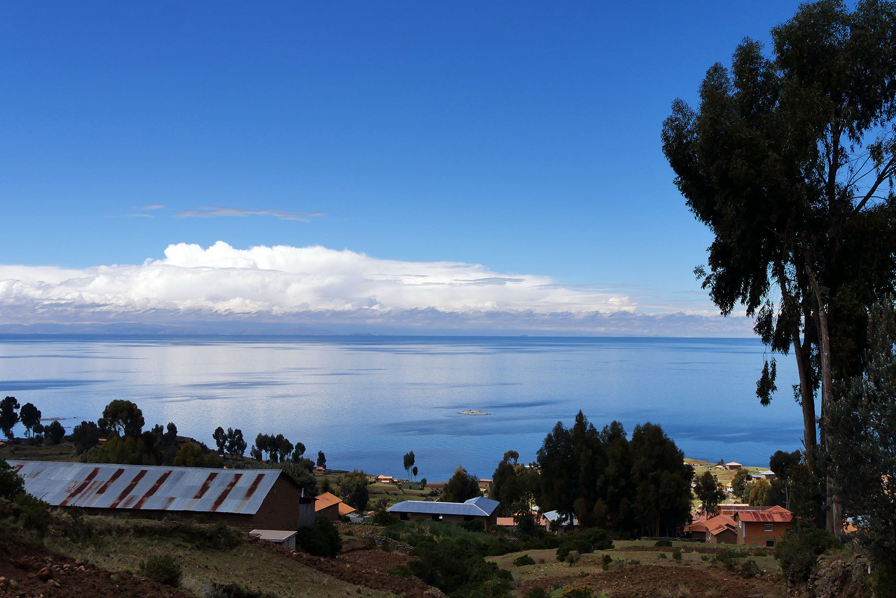 lac Titicaca vue deLlachon