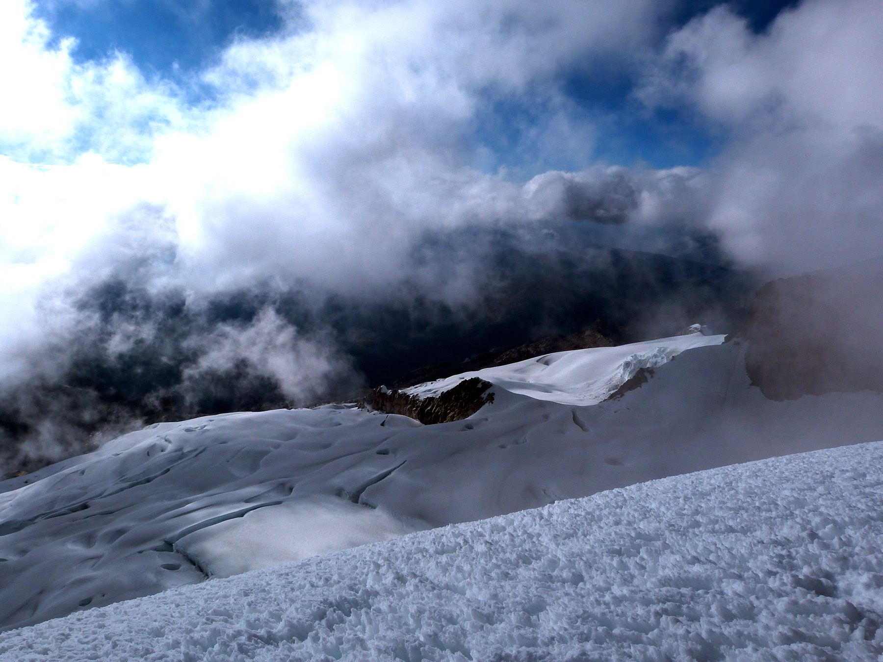 crevasse sur le glacier de pariacaca