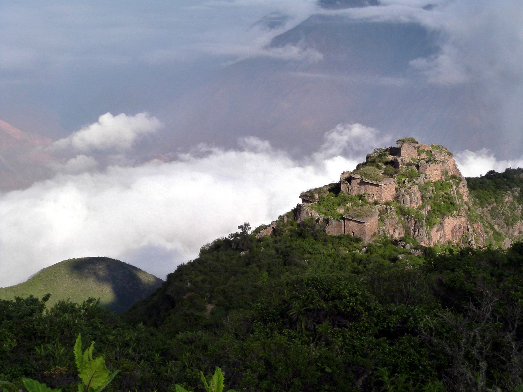 ruine de marca kullpi à Rupac